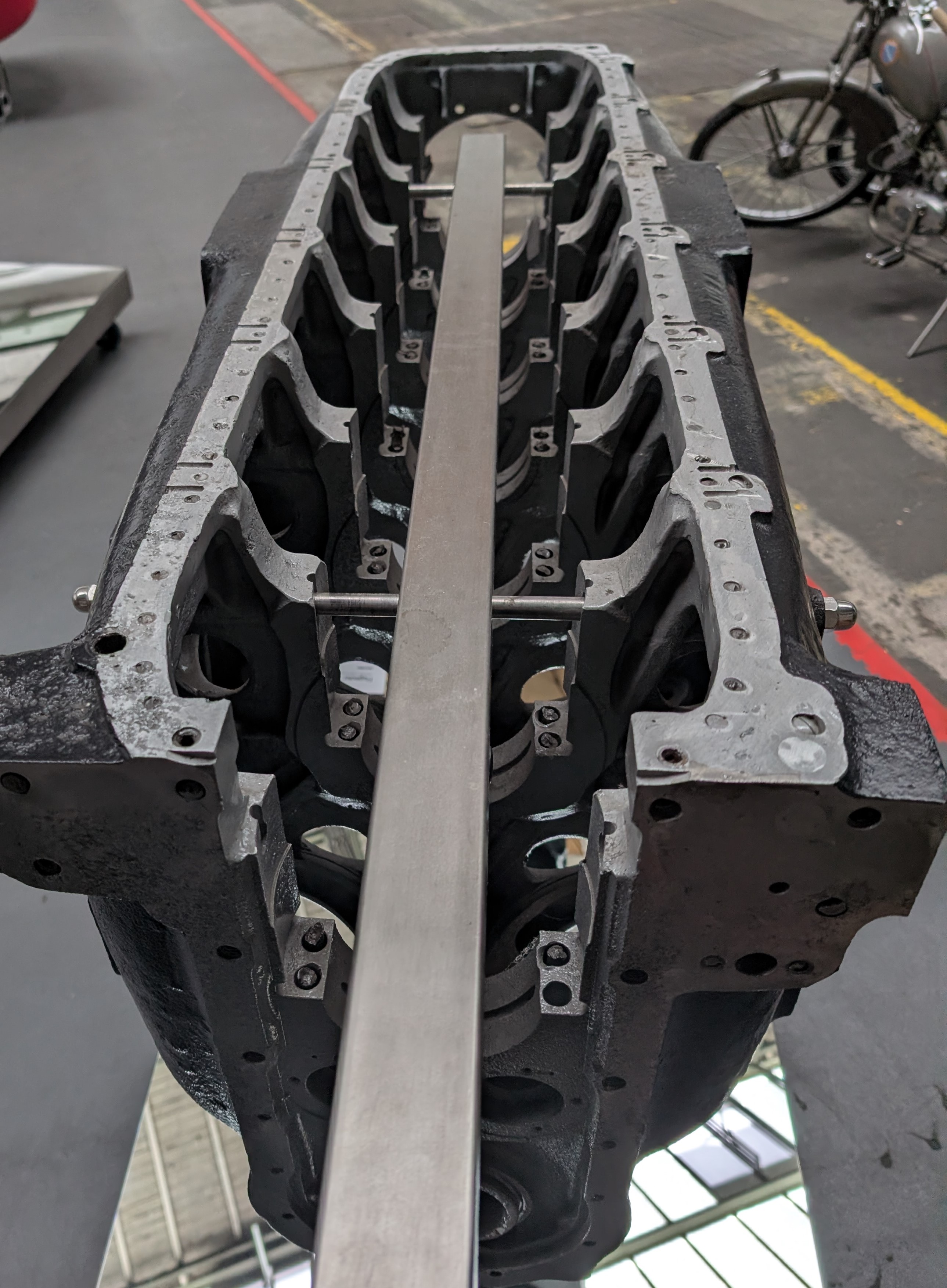 Detail Flugmotor DB 605 im TMK